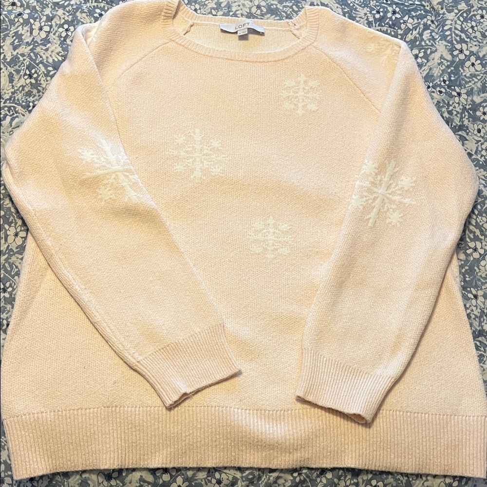Women's light pink Sweater with Snowflake Design